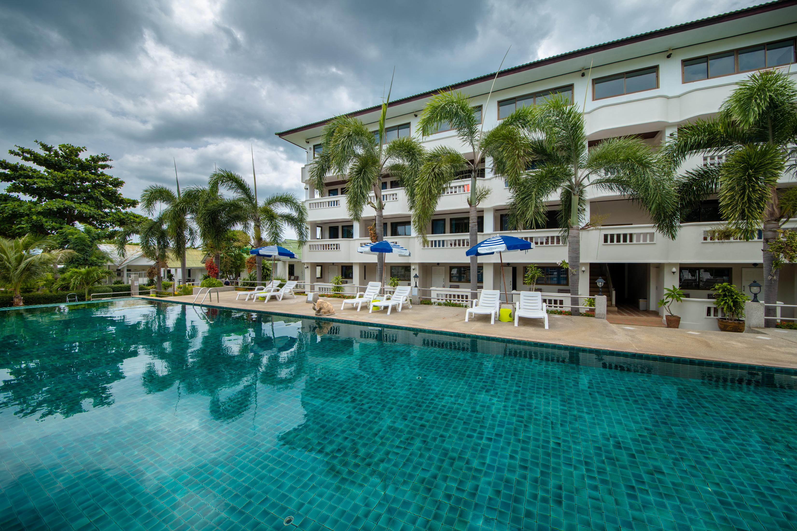 Bay Beach Resort Choeng Mon Экстерьер фото