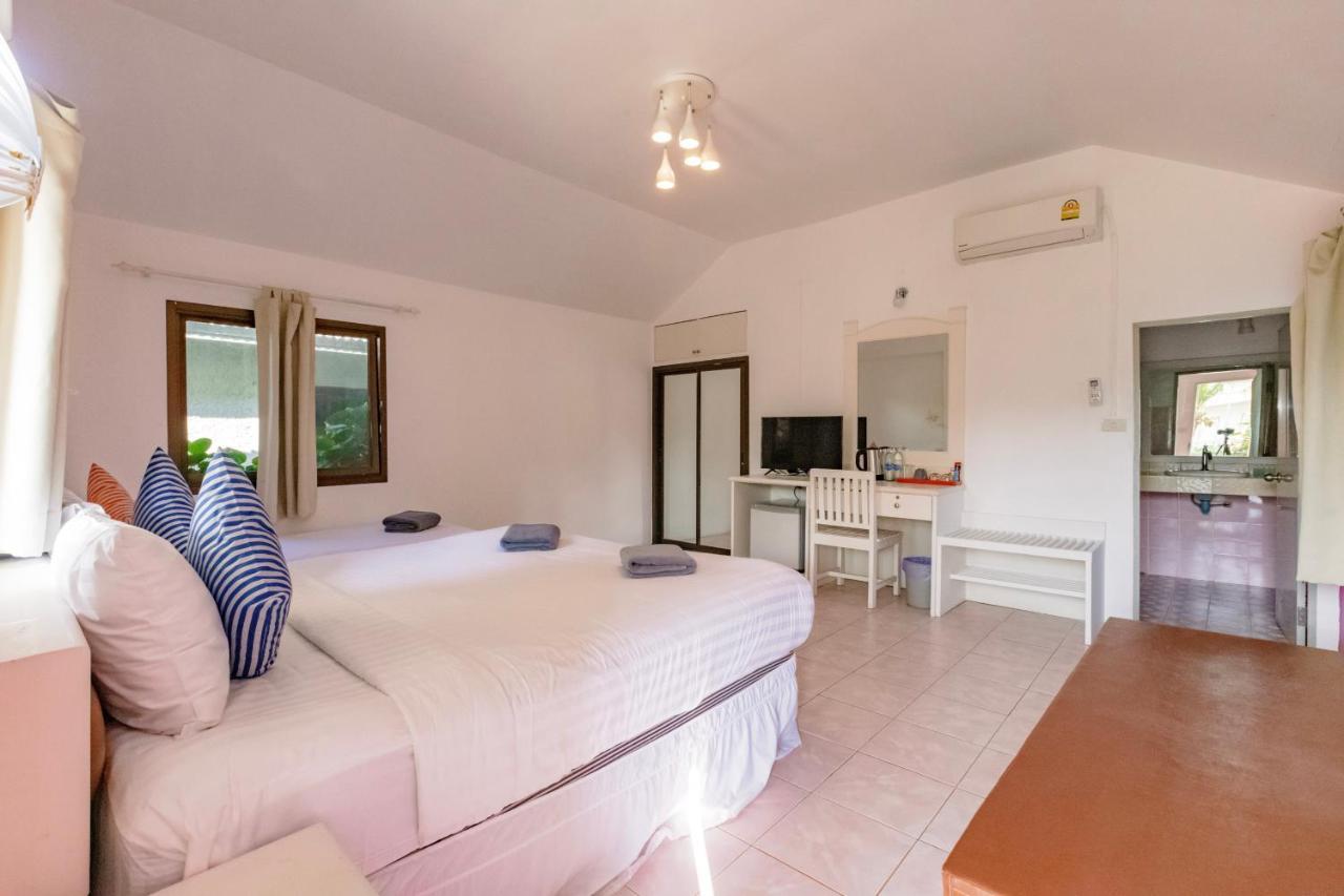 Bay Beach Resort Choeng Mon Экстерьер фото