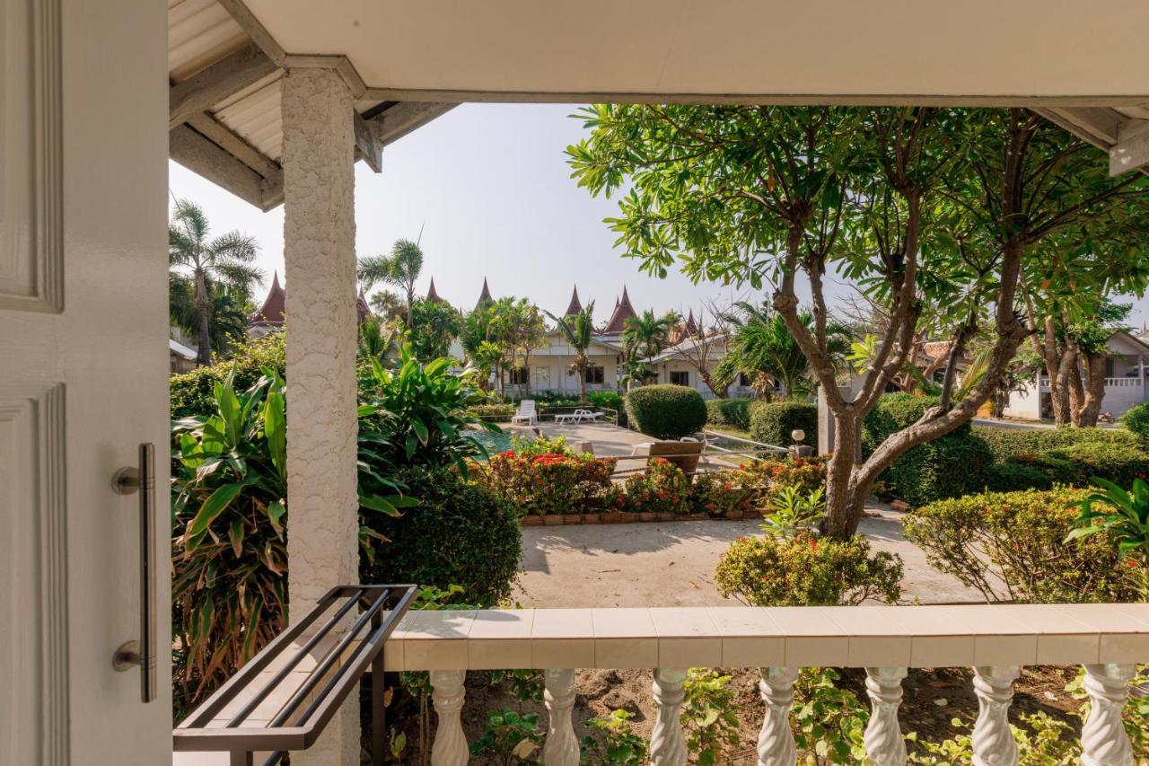 Bay Beach Resort Choeng Mon Экстерьер фото